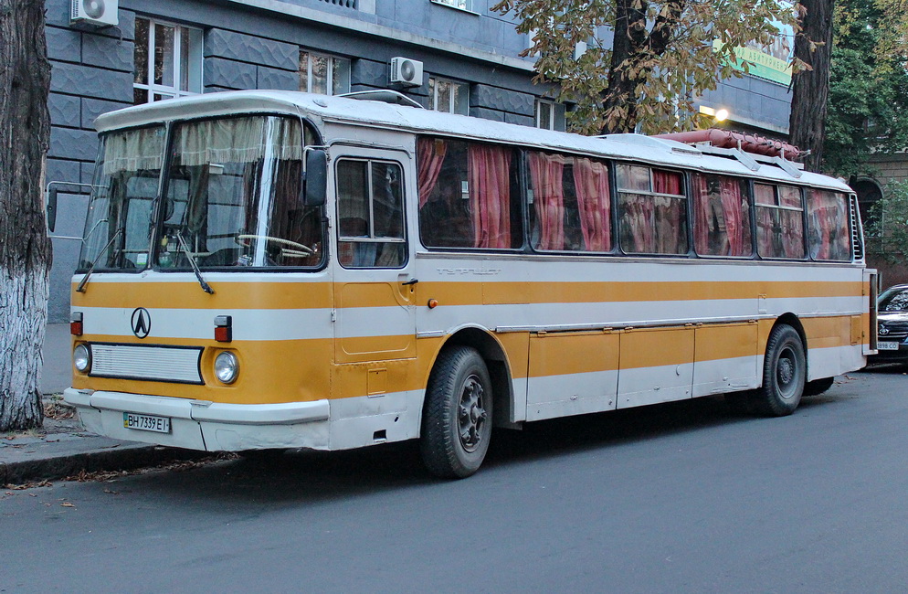 ЛАЗ-699Р Турист-2
